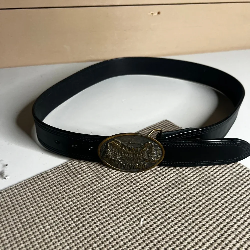Vintage 1982 Colorado Mountain Buckle Black Leather Belt Mens 34 36 Made in USA